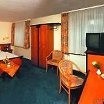 Hotel By Celina 3*