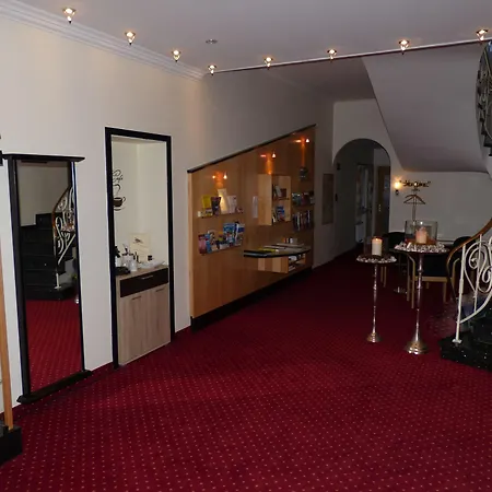 By Celina Hagen (Arnsberg)