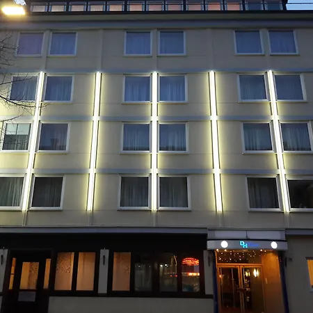 By Celina Hagen (Arnsberg)