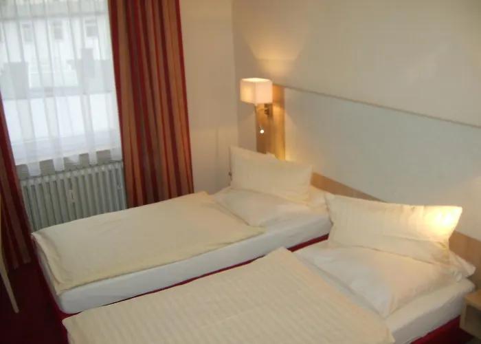 By Celina Hagen (Arnsberg)