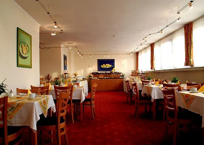 By Celina Hagen (Arnsberg)